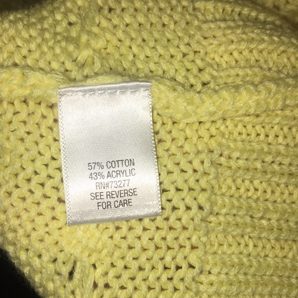 BRAND NEW Pastel Yellow Sweater- TAGS STILL ON🎉 - Picture 6 of 7